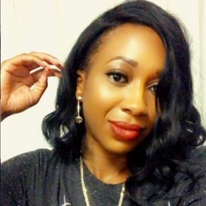 Meet your Posher, Simone